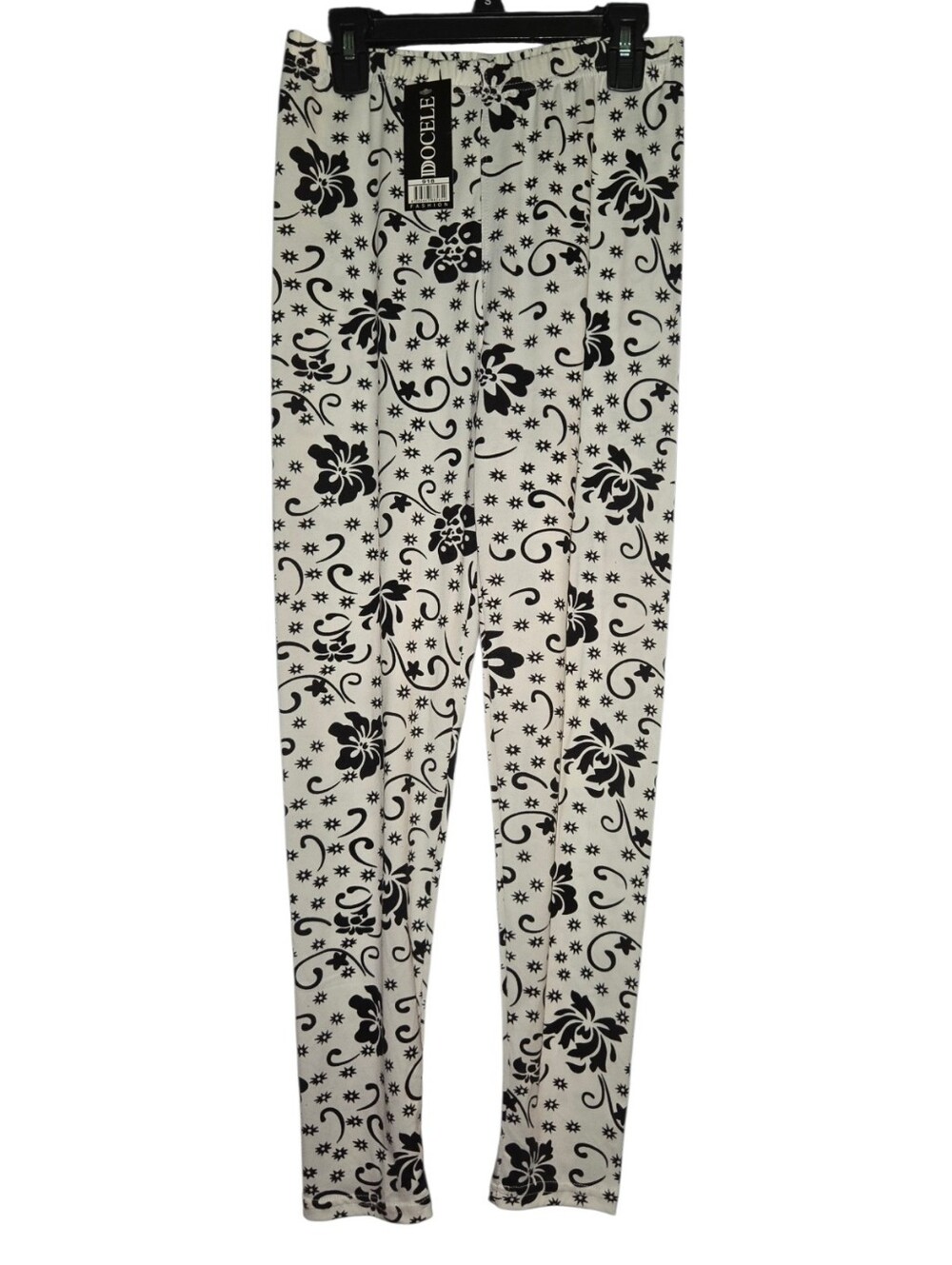 One Size Polyester Spandex Black and White Pattern Leggings Inseam 26" ♡